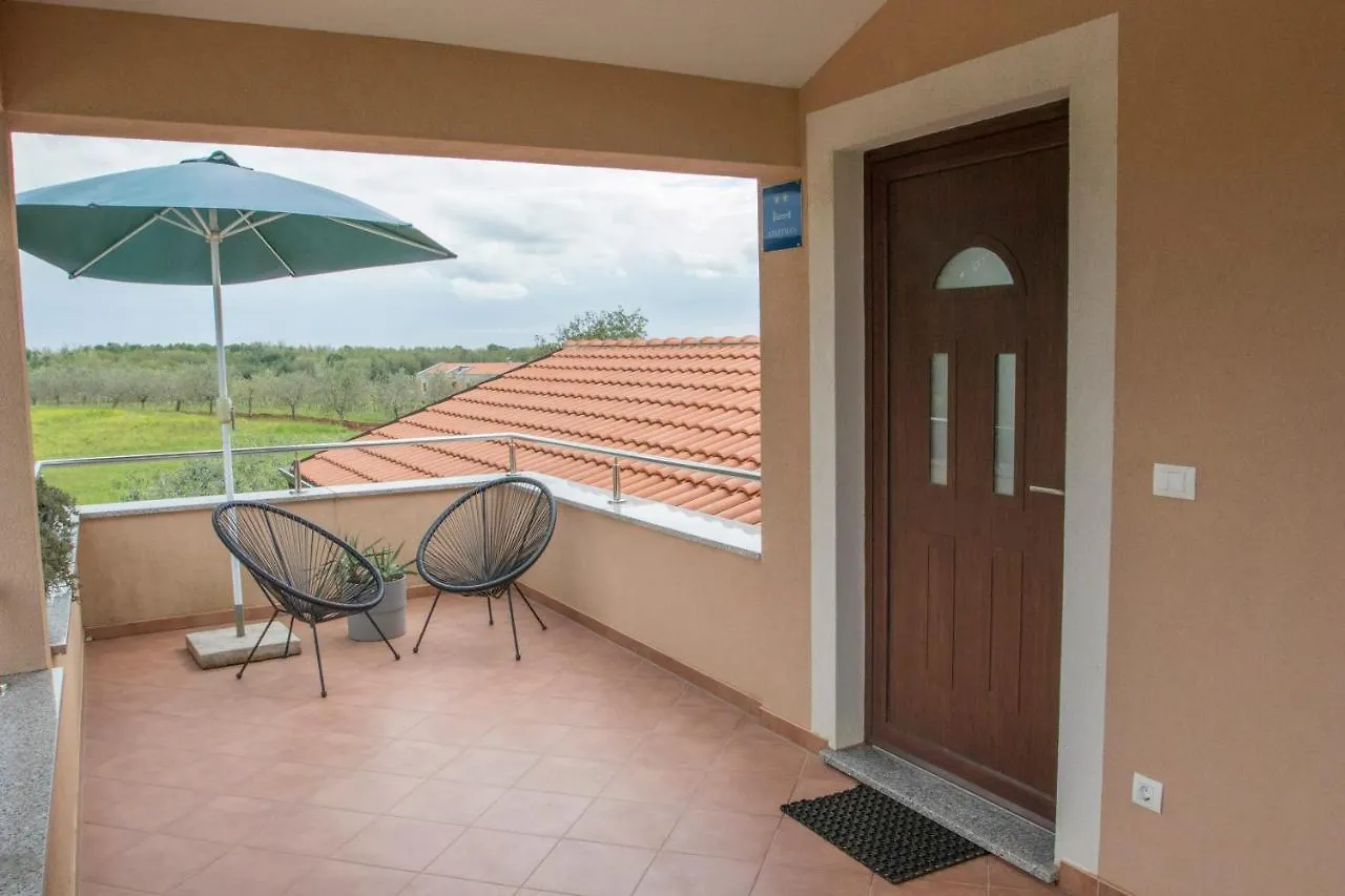 Apartment Mara Vižinada